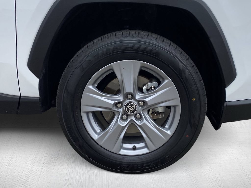 Certified 2025 Toyota RAV4 XLE AWD/4WD image 14