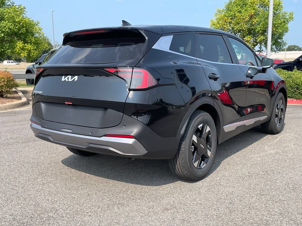 New 2026 Kia Sportage LX FWD image 8