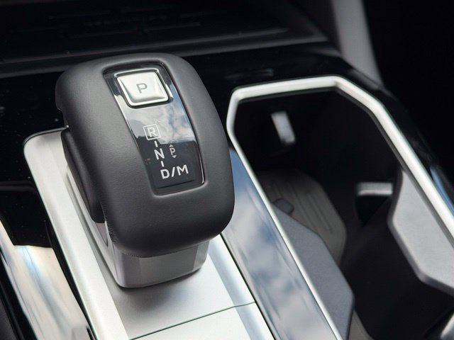 New 2026 Mitsubishi Outlander LE FWD image 27