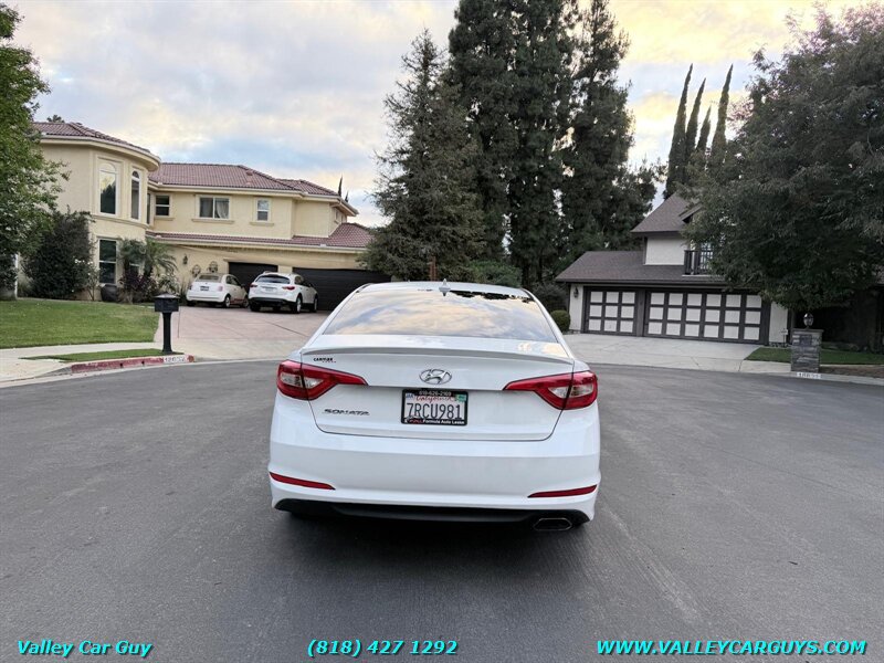 Used 2016 Hyundai Sonata SE FWD image 4