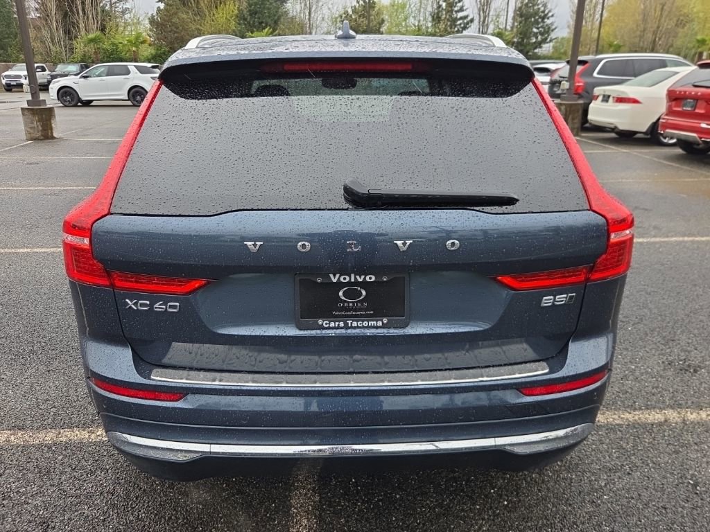 Used 2023 Volvo XC60 B5 Ultimate w/ Climate Package image 12