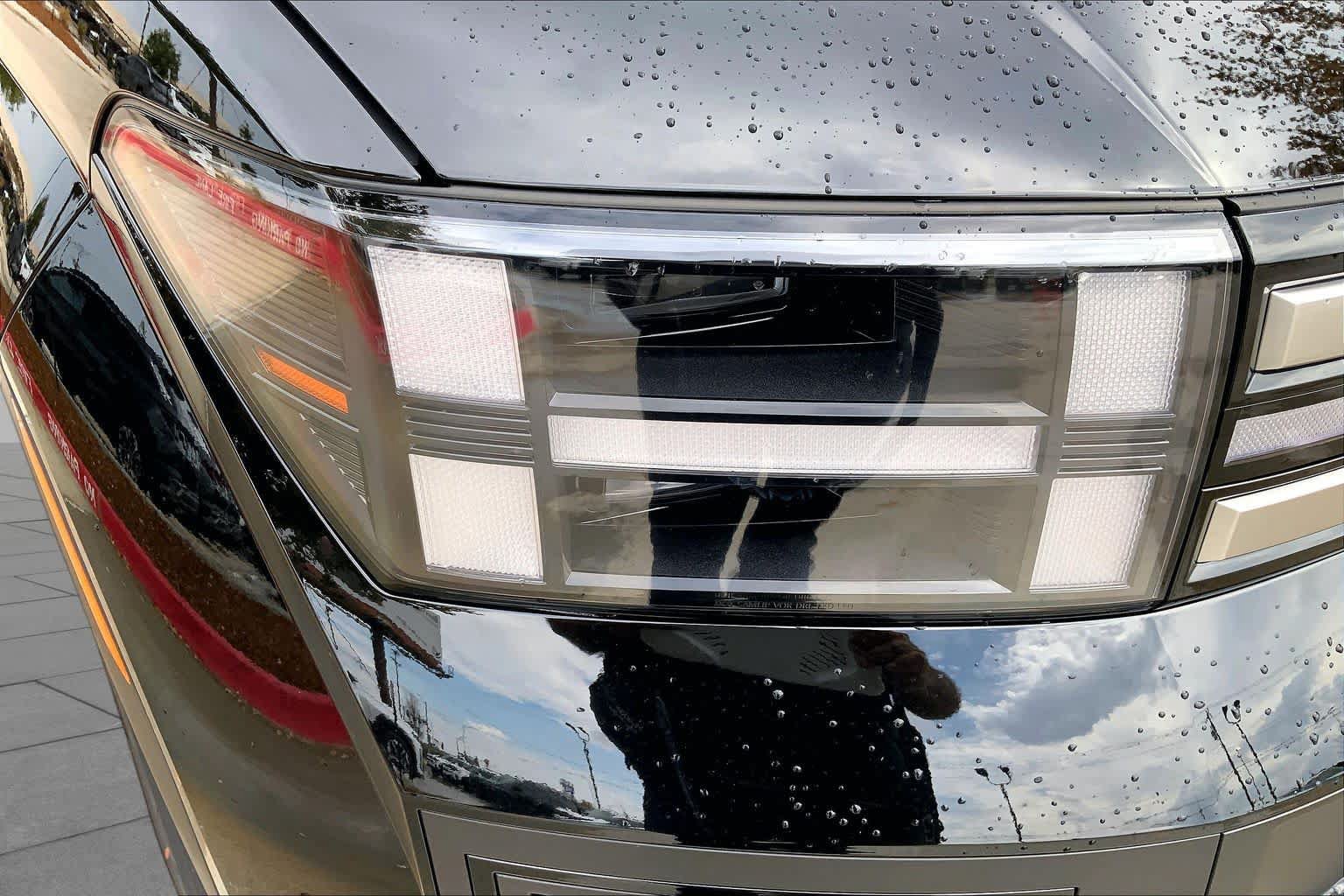 New 2027 Hyundai Santa Fe SE FWD image 13