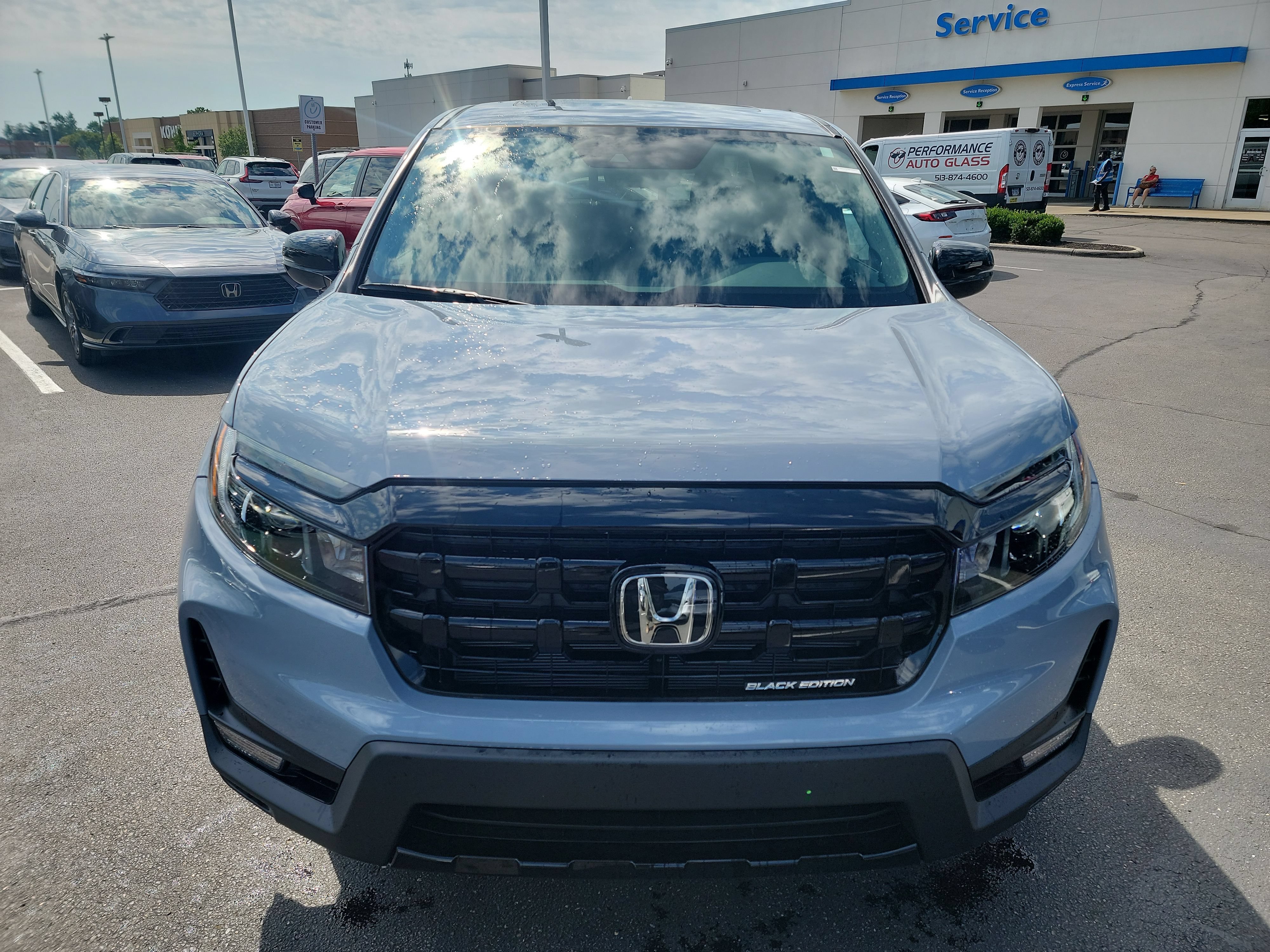 New 2026 Honda Ridgeline Black Edition image 2