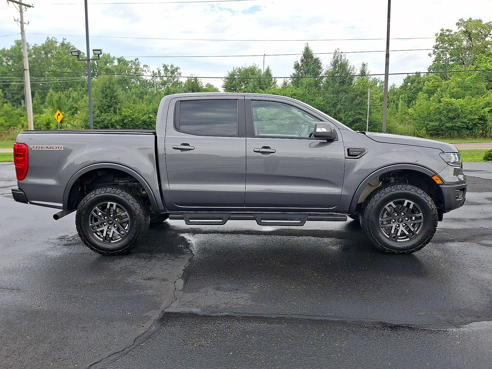 Used 2022 Ford Ranger Lariat w/ Tremor Off-Road Package AWD/4WD image 26