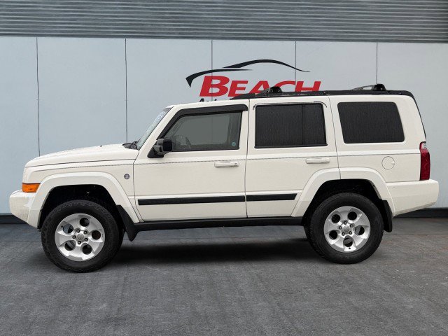 Used 2007 Jeep Commander Sport image 5