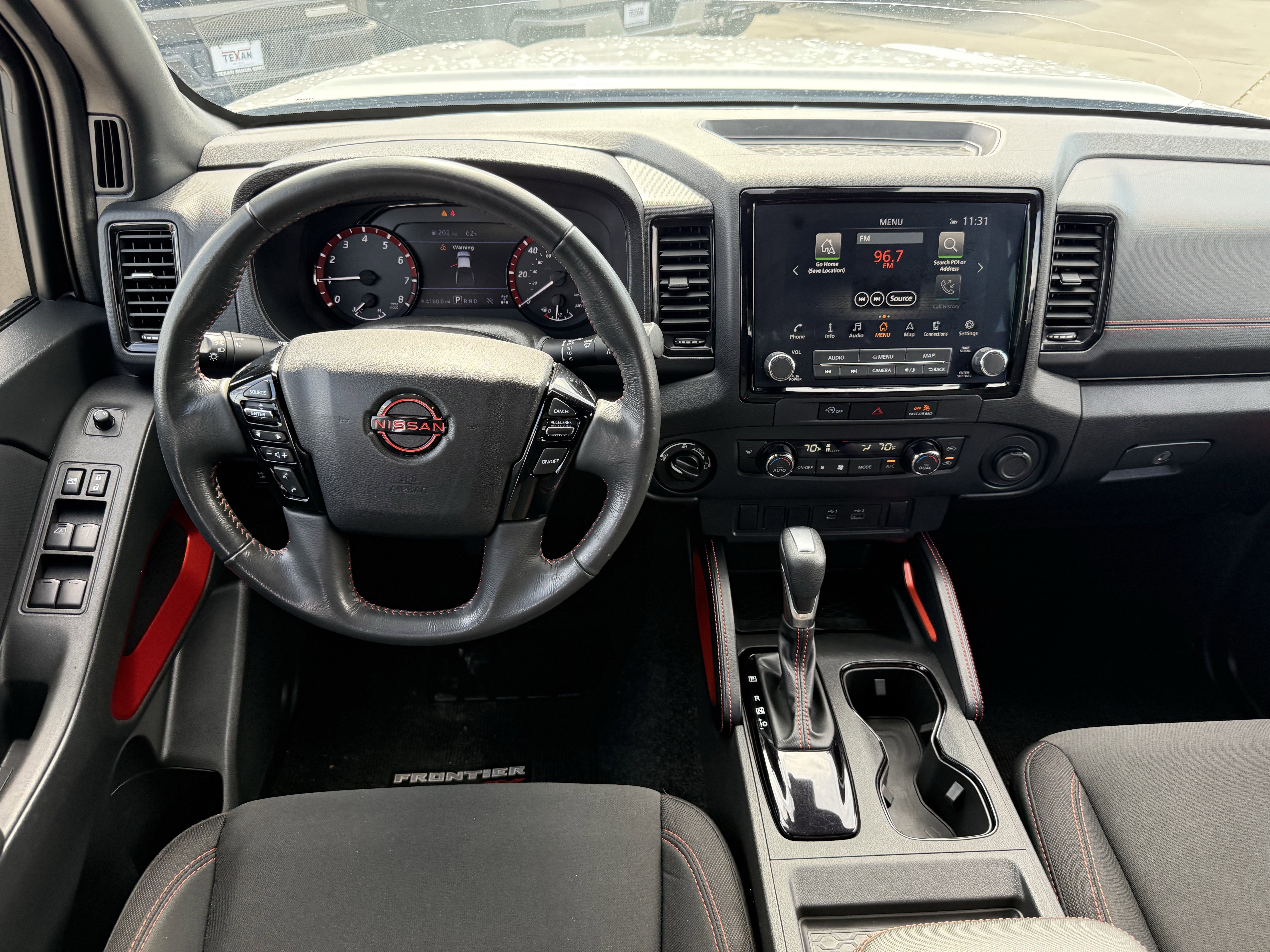 Used 2024 Nissan Frontier PRO-4X image 14
