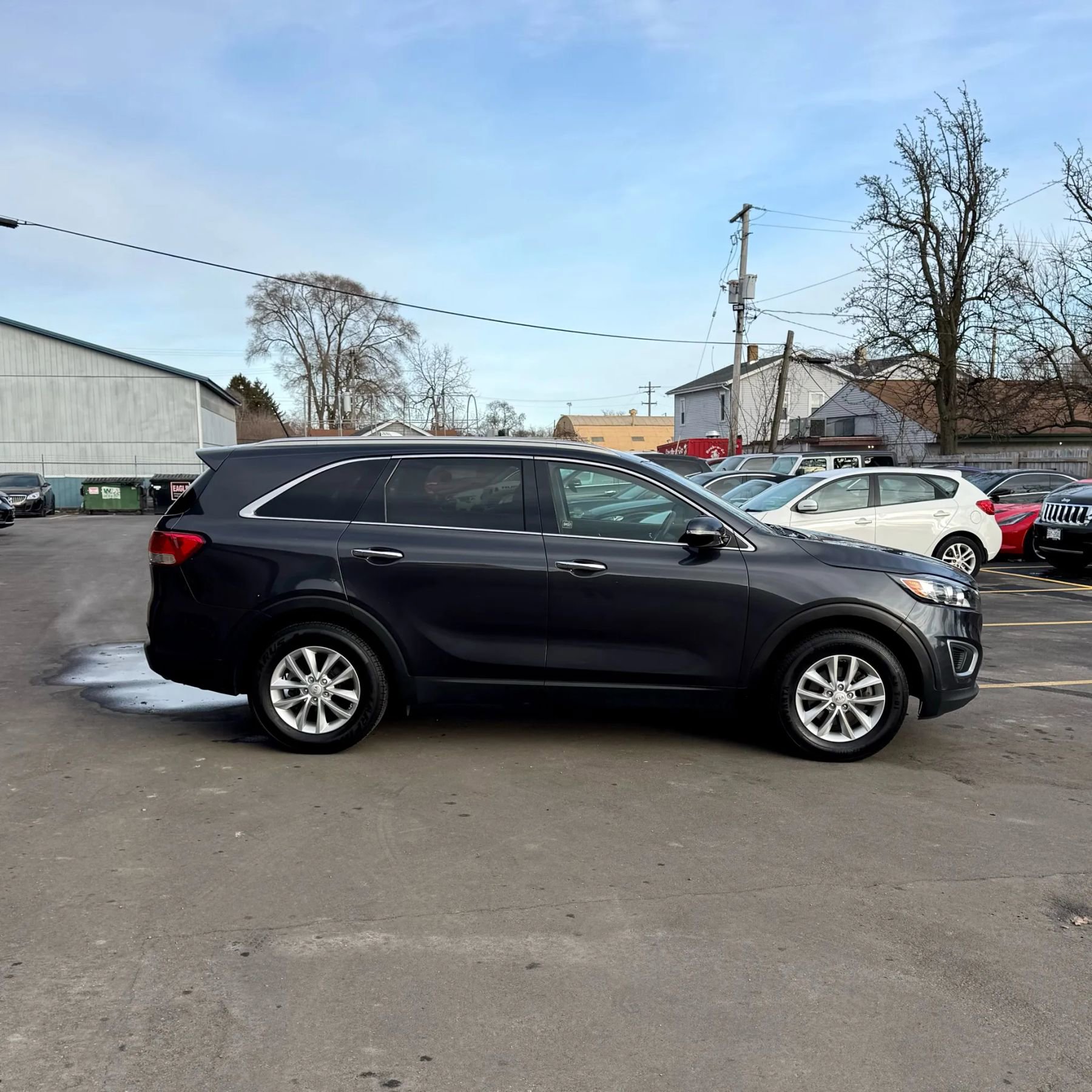 Used 2017 Kia Sorento LX image 12
