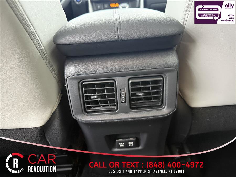 Used 2019 Toyota RAV4 XLE Premium w/ Cold Weather Package image 31