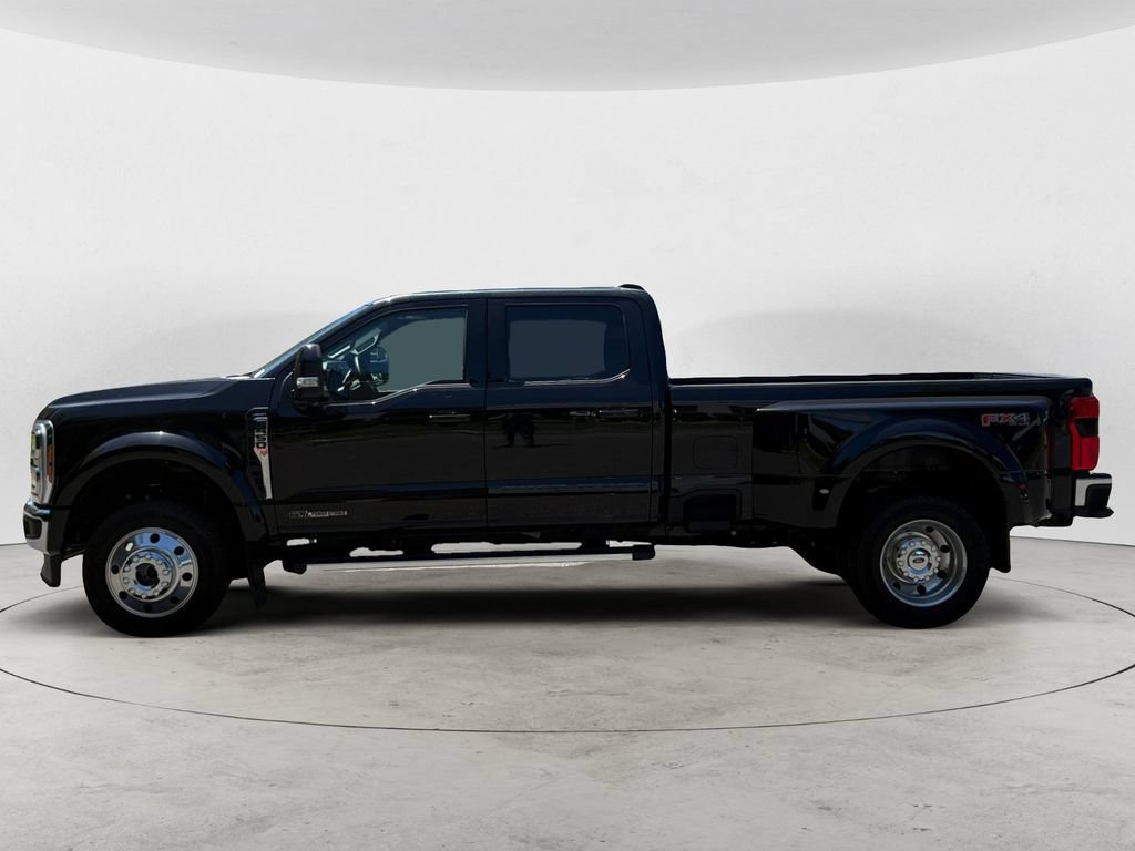 Certified 2025 Ford F450 Lariat w/ FX4 Off-Road Package AWD/4WD image 2