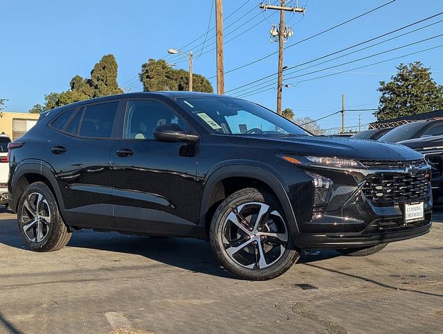 New 2026 Chevrolet Trax RS FWD image 2