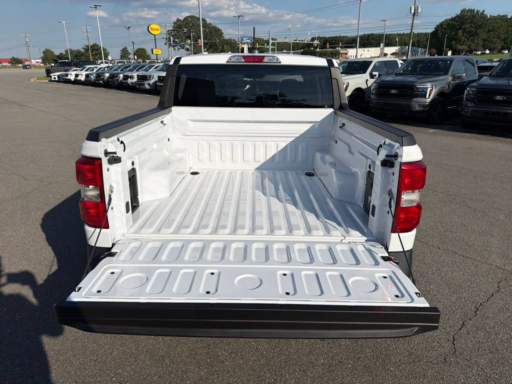 New 2026 Ford Maverick XLT w/ XLT Luxury Package FWD image 16