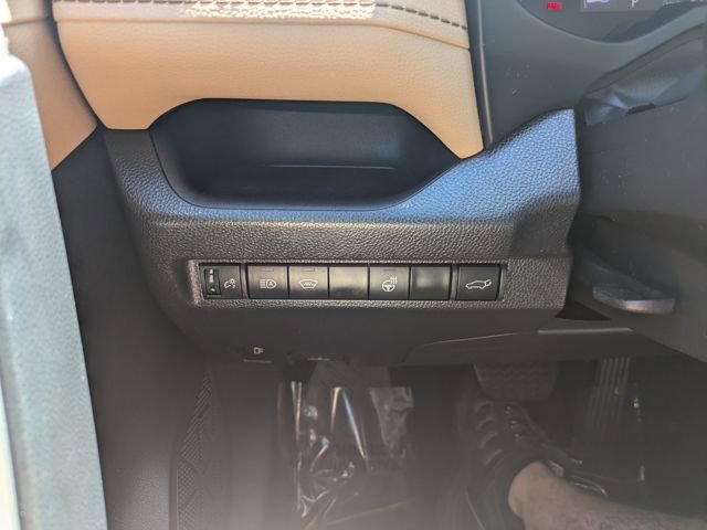 Used 2024 Toyota RAV4 XLE Premium image 22