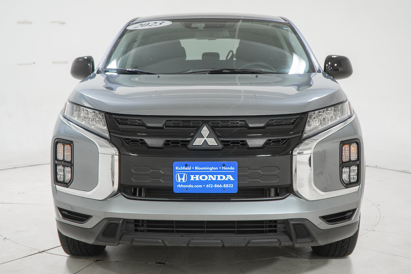 Used 2023 Mitsubishi Outlander Sport AWD image 3