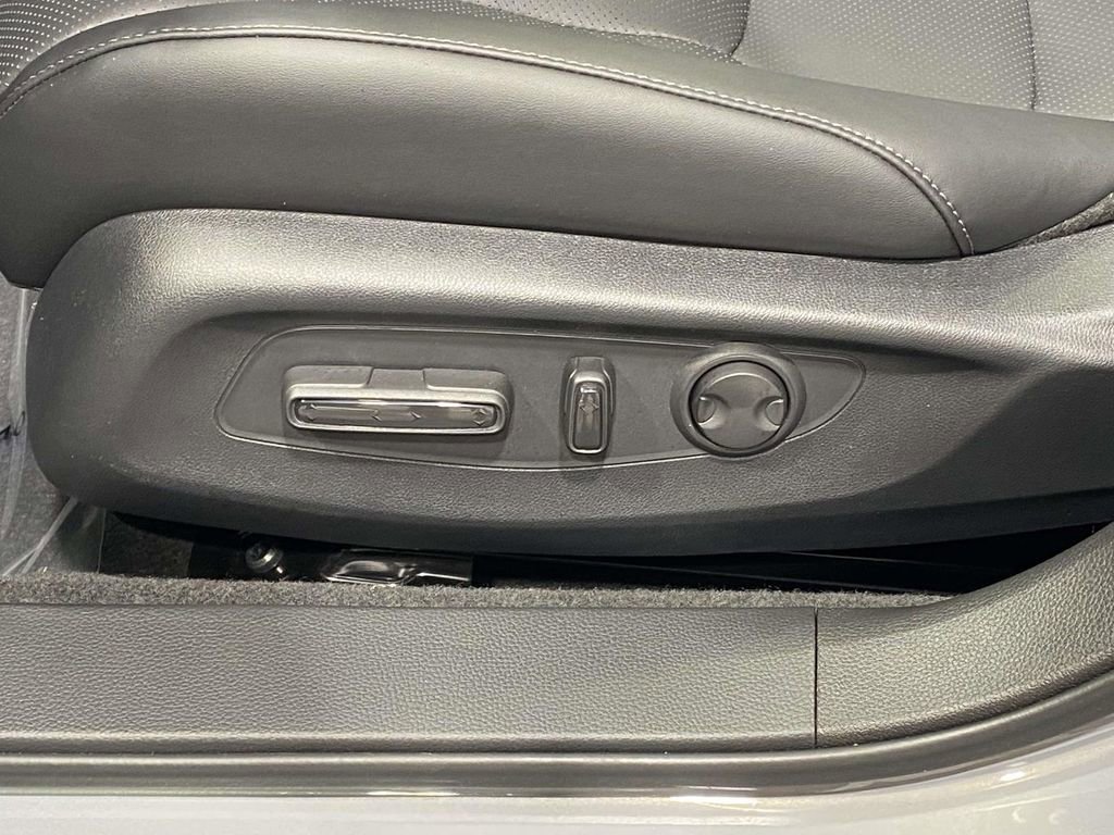 New 2026 Honda Accord Touring image 17