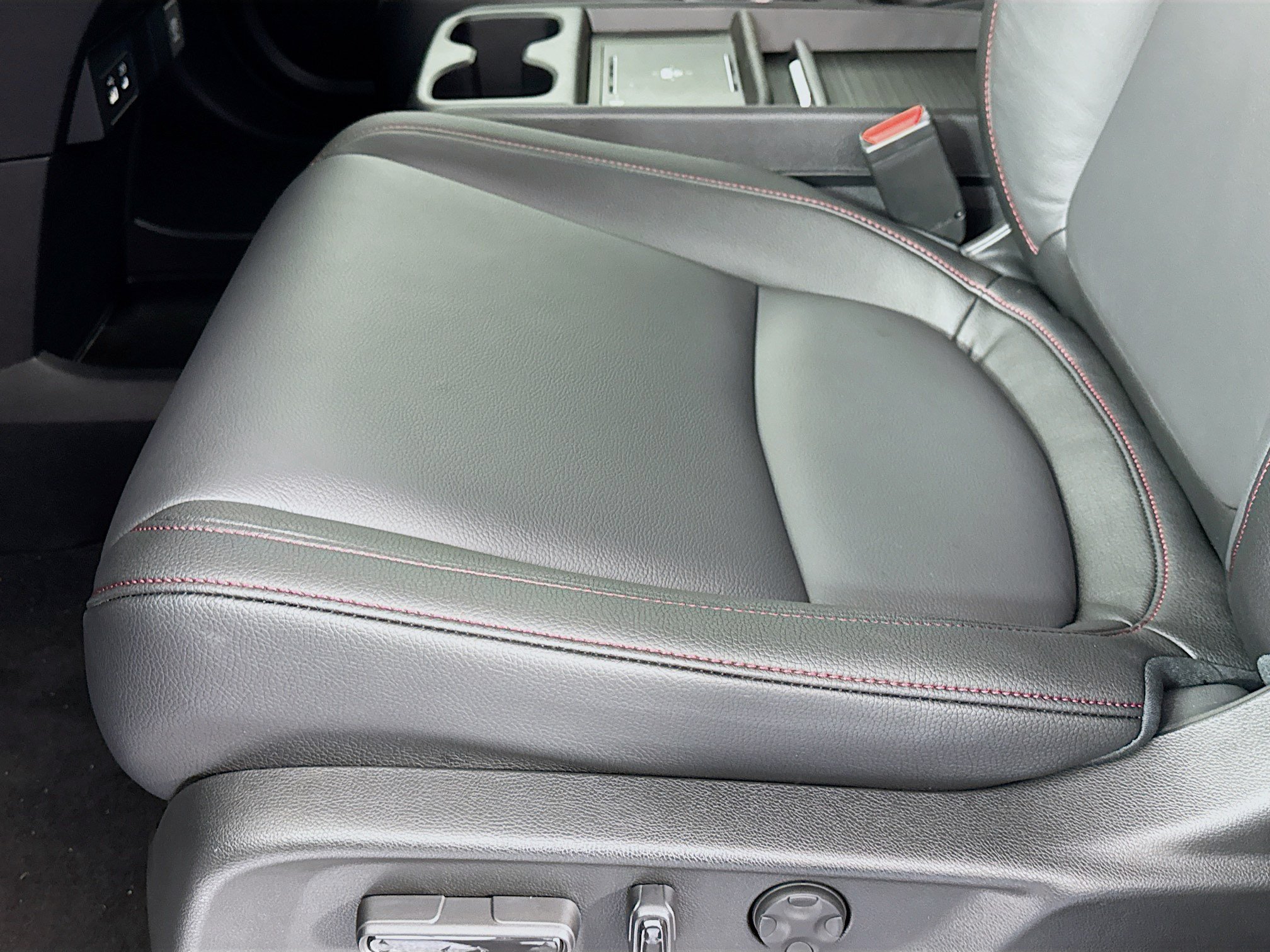 New 2026 Honda Odyssey Sport-L image 18