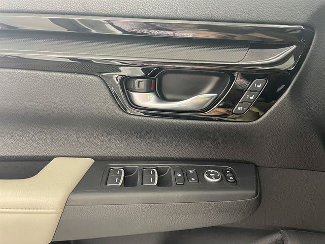 Used 2025 Honda CR-V EX-L image 19