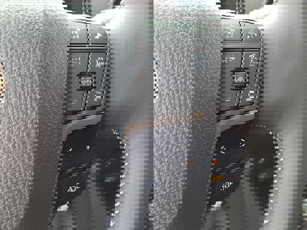 Used 2026 Toyota Camry SE image 23