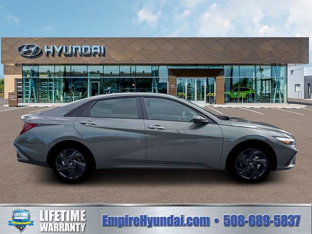 New 2026 Hyundai Elantra Sport image 9