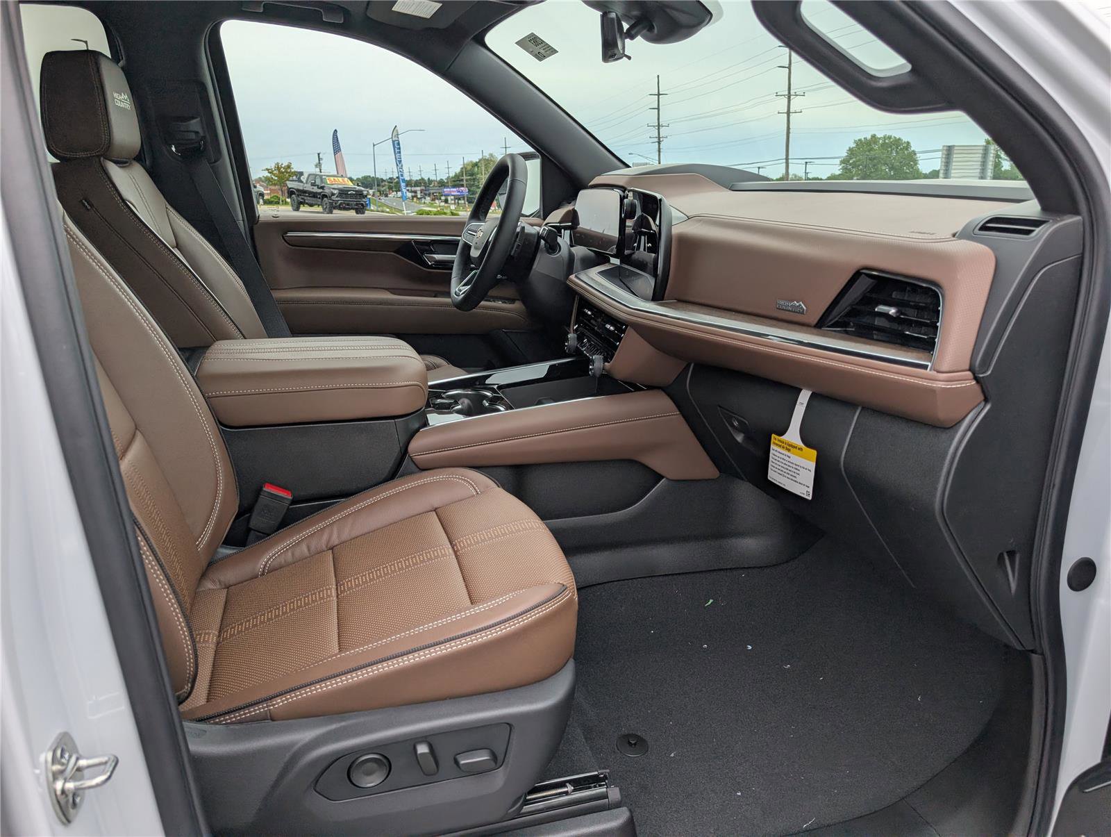 New 2026 Chevrolet Suburban High Country w/ Sun And Tow Package AWD/4WD image 7