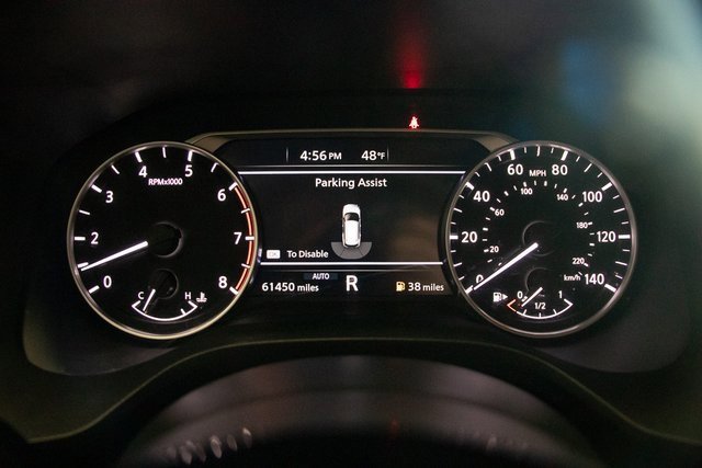 Used 2022 Nissan Rogue SV image 34