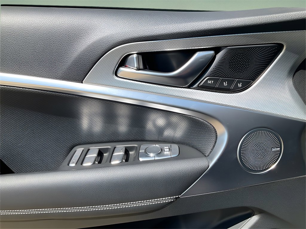 New 2026 Genesis GV70 3.5T Sport Advanced image 18