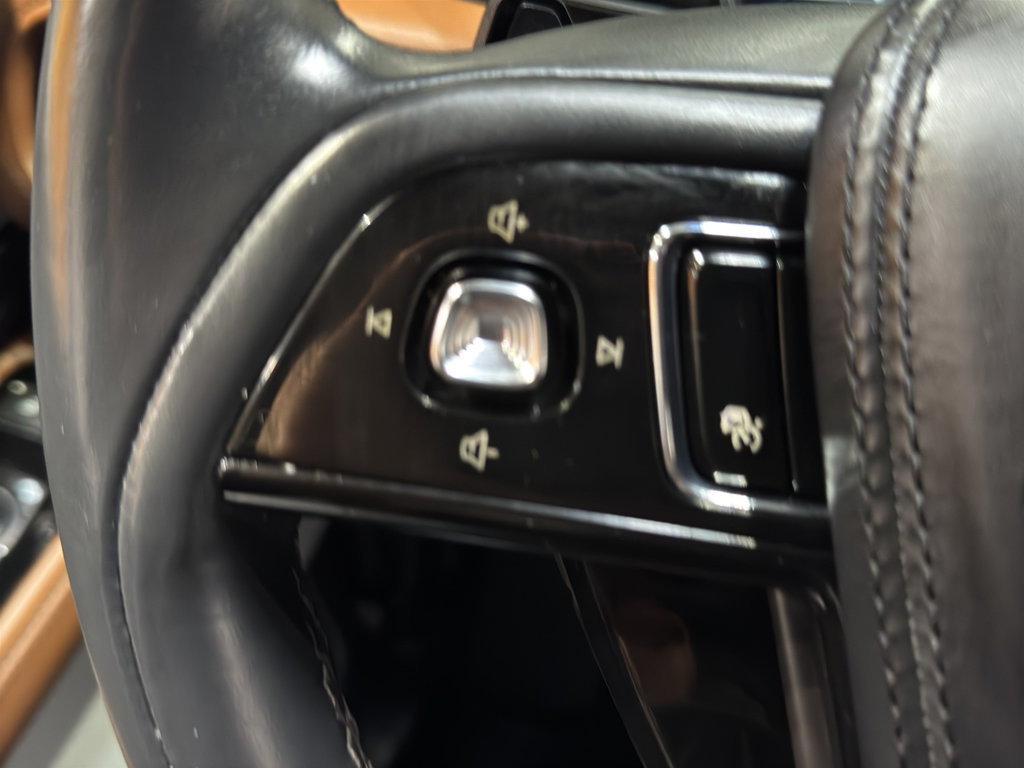 Used 2023 Lincoln Aviator Reserve w/ Equipment Group 201A image 25