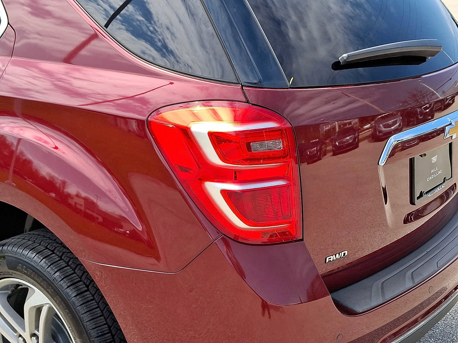 Used 2016 Chevrolet Equinox LTZ w/ Enhanced Convenience Package image 12