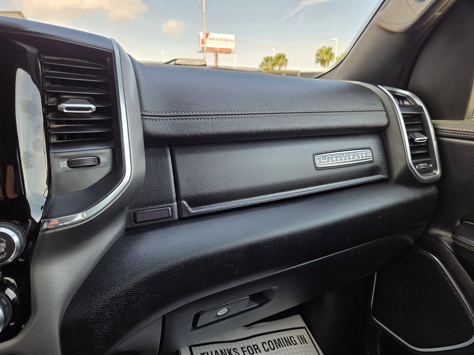 Used 2024 RAM 1500 Laramie AWD/4WD image 36