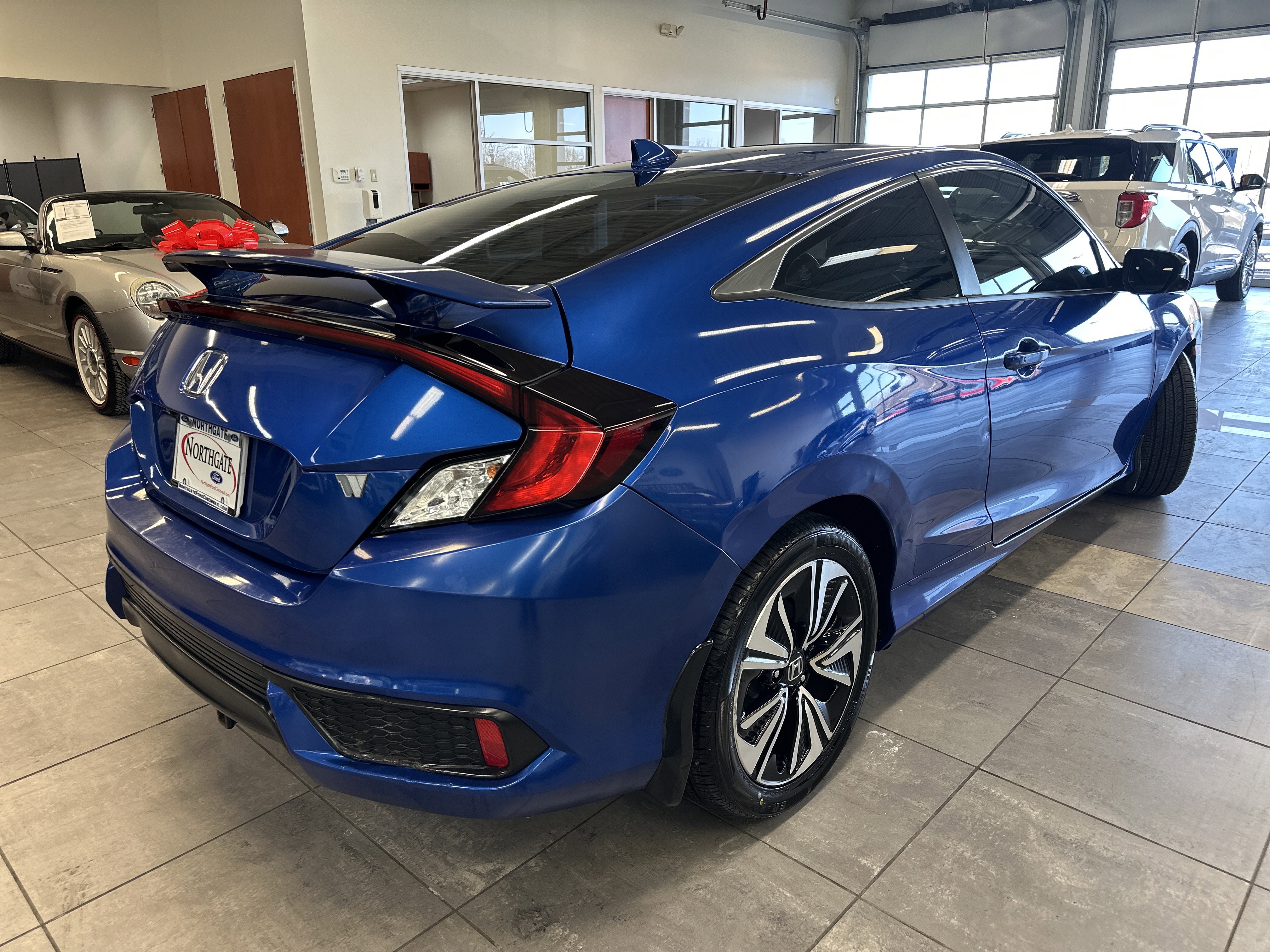Used 2017 Honda Civic EX-L image 13