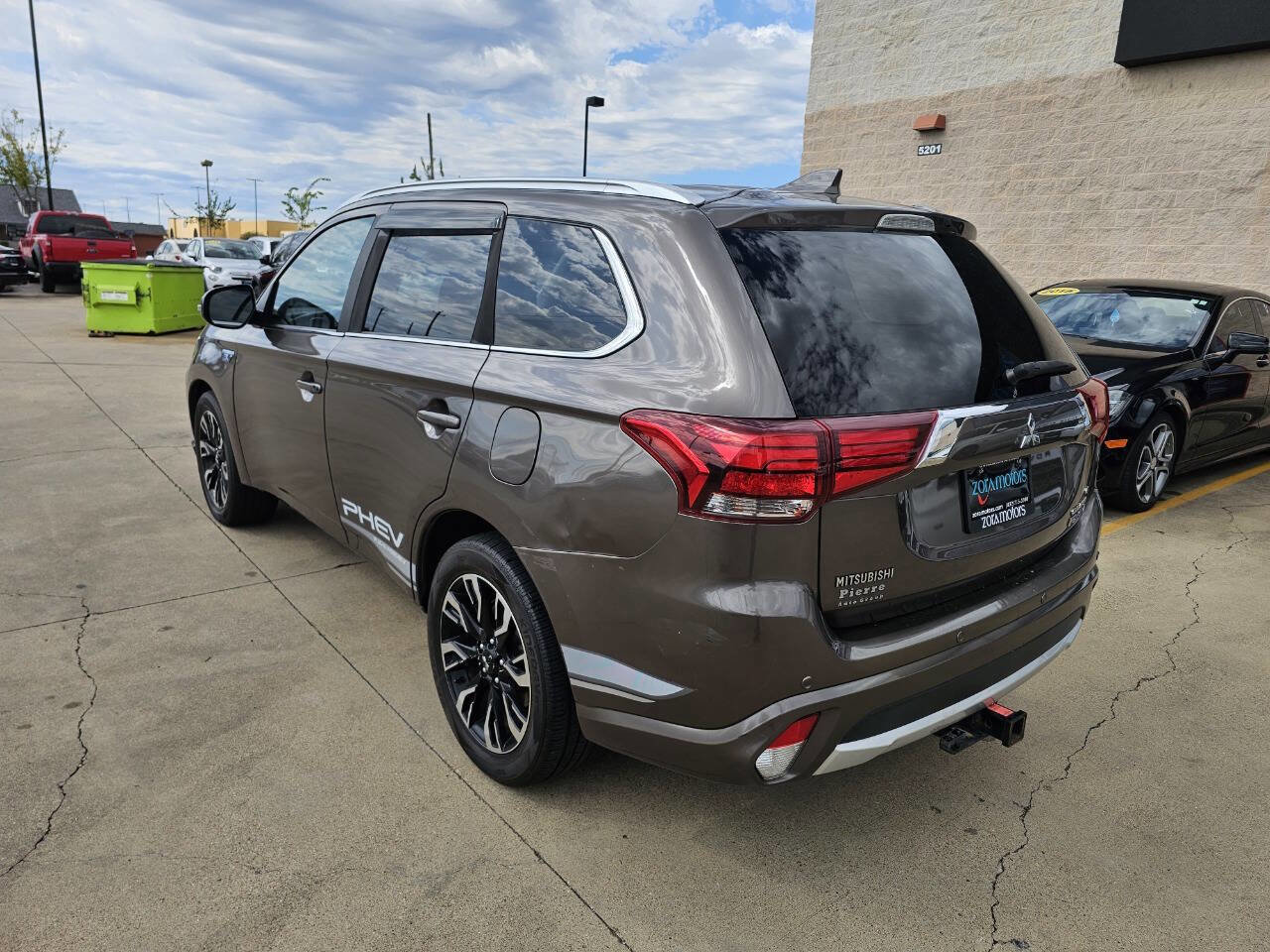 Used 2018 Mitsubishi Outlander GT image 4