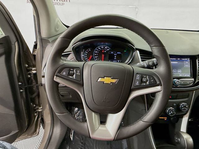 Used 2021 Chevrolet Trax LT w/ Driver Confidence Package image 11