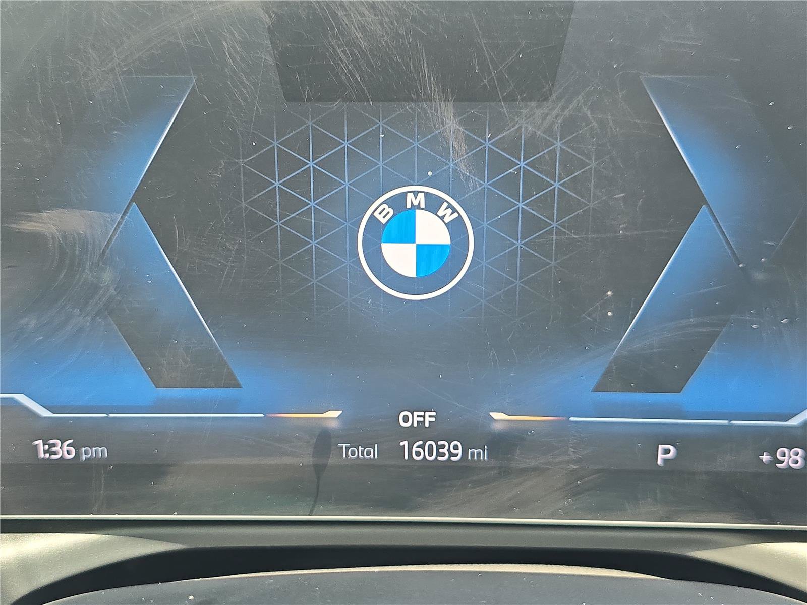 Certified 2024 BMW 330i xDrive Sedan w/ M Sport Package AWD/4WD image 25