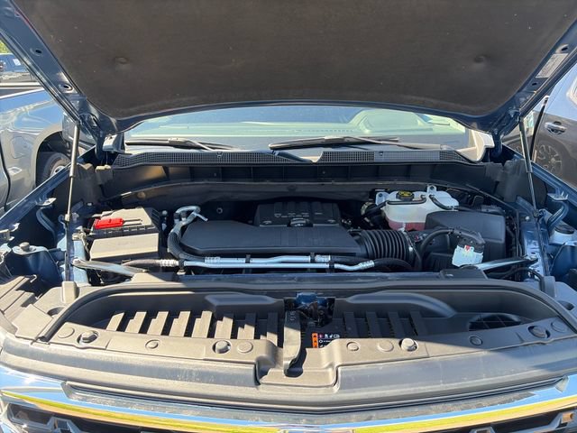Used 2024 Chevrolet Silverado 1500 LT AWD/4WD image 28