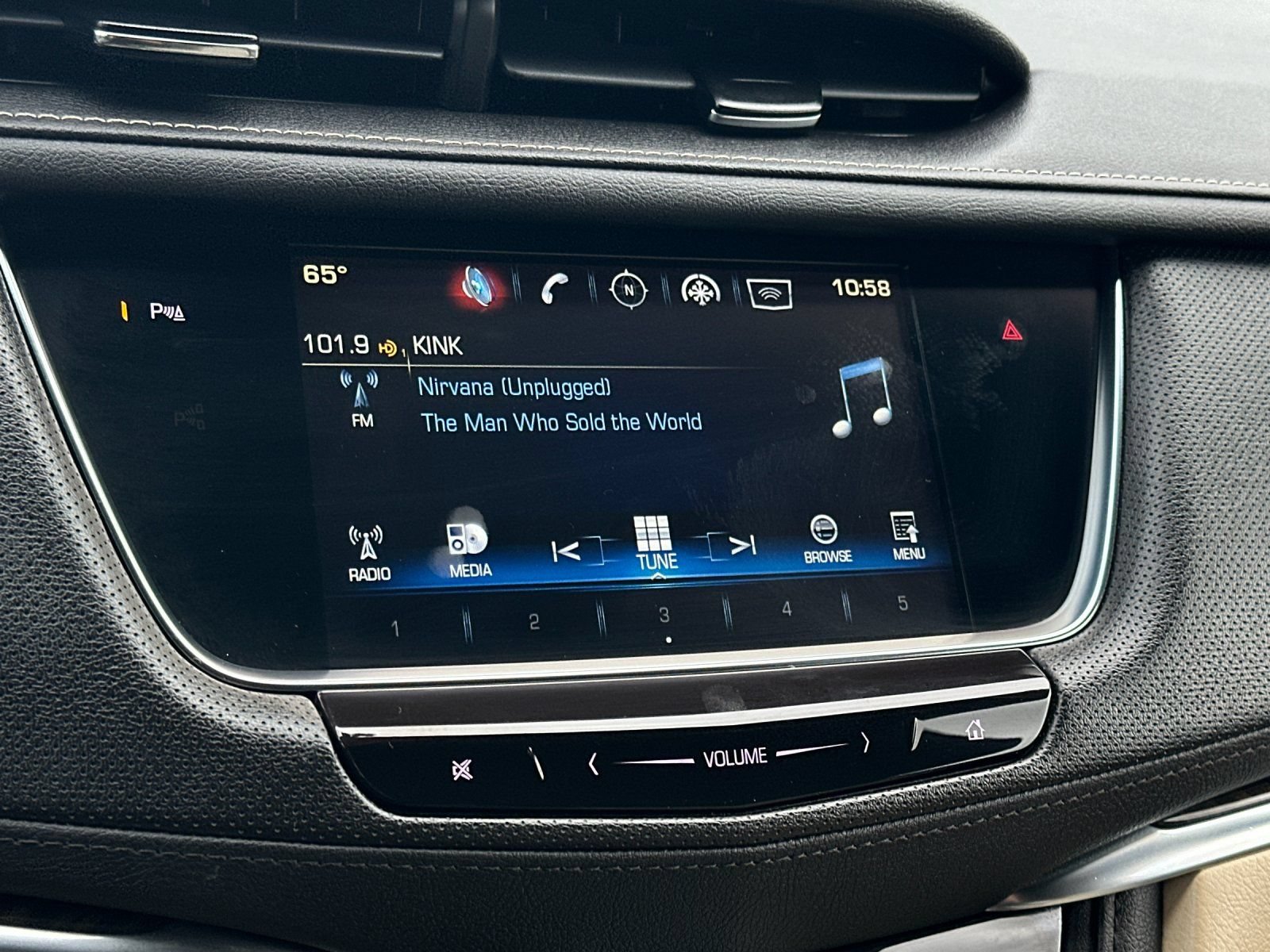 Used 2019 Cadillac XT5 AWD image 17