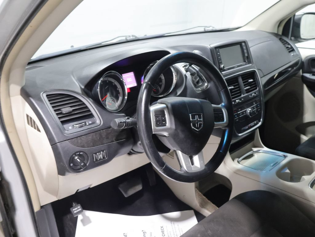 Used 2012 Dodge Grand Caravan Crew w/ Crew Value Pkg FWD image 22