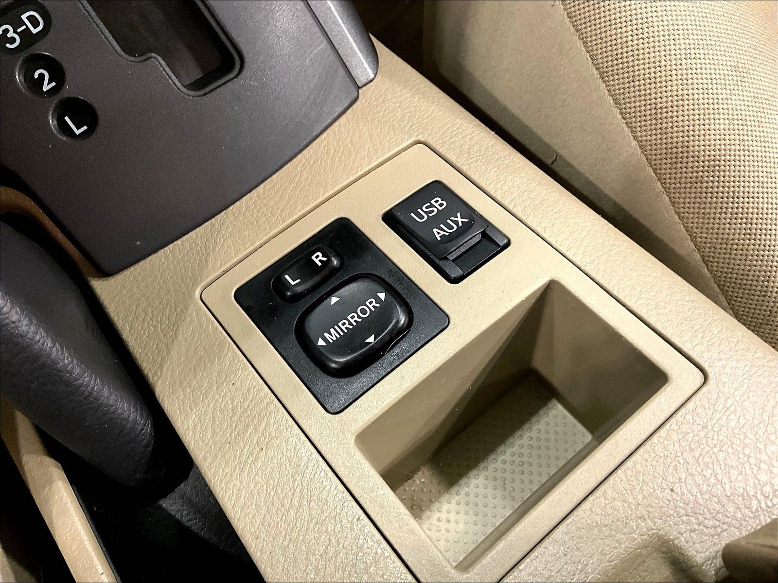 Used 2012 Toyota RAV4 FWD w/ Value Pkg image 35