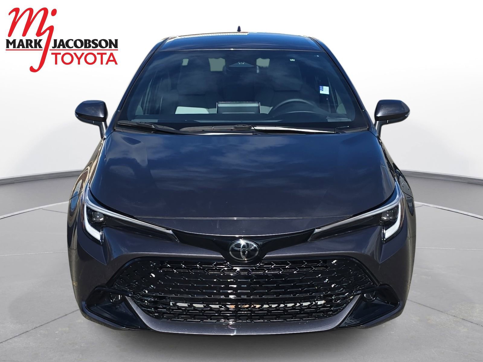 Used 2025 Toyota Corolla SE image 3