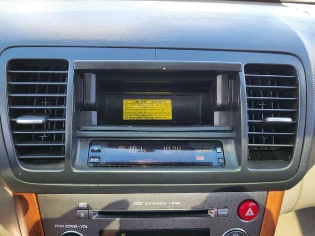 Used 2005 Subaru Outback 3.0R AWD/4WD image 16