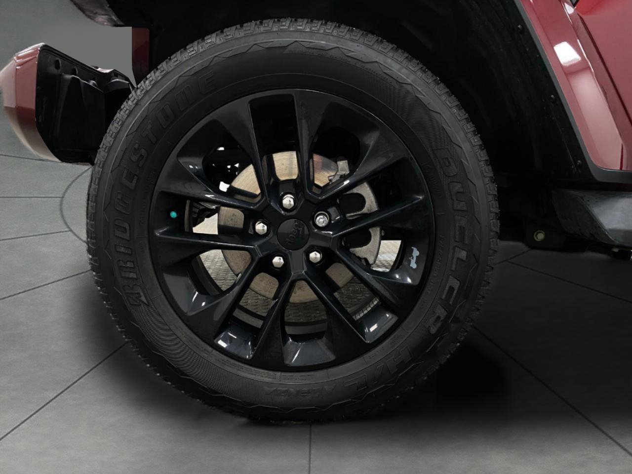 Used 2021 Jeep Wrangler Unlimited Sahara image 12