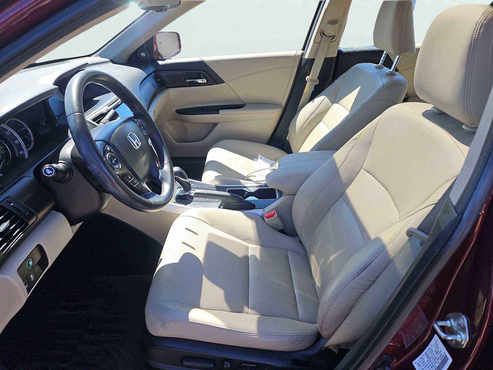 Used 2014 Honda Accord EX-L image 30