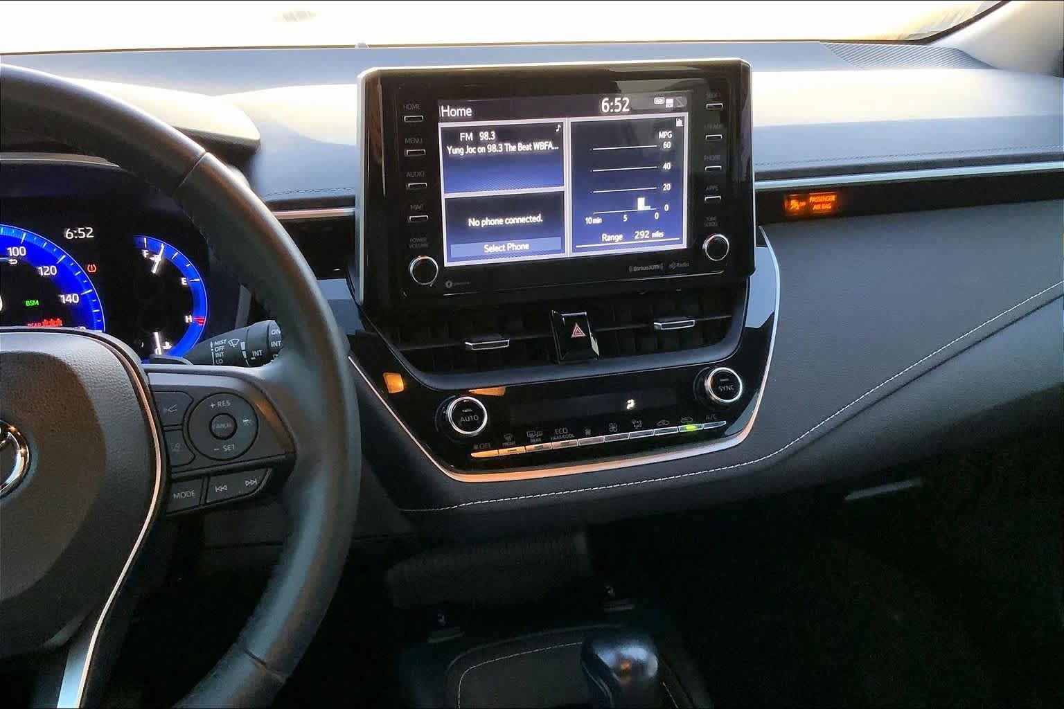 Used 2022 Toyota Corolla XSE FWD image 7