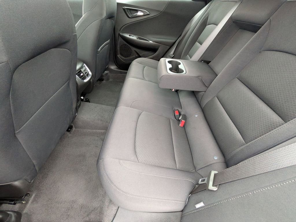 Used 2024 Chevrolet Malibu LT image 19