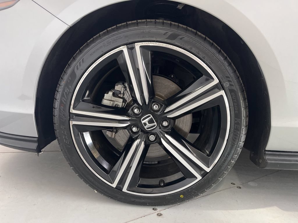 Used 2024 Honda Accord Sport image 7