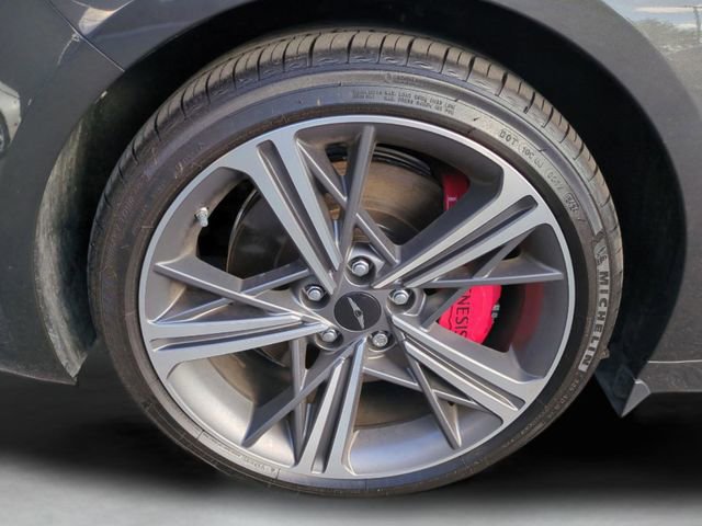 Certified 2025 Genesis G70 2.5T w/ Sport Prestige Package image 9