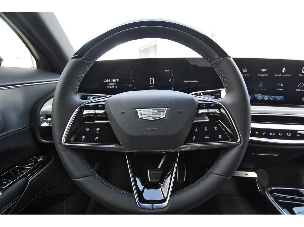 New 2027 Cadillac Lyriq Luxury AWD/4WD image 13