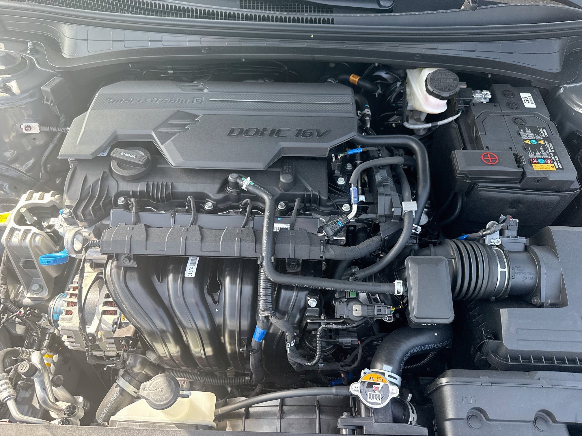 New 2026 Hyundai Elantra Limited FWD image 22