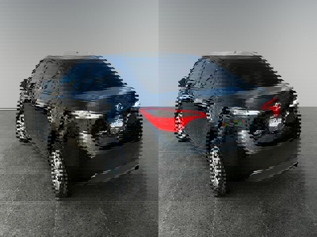 Used 2014 Toyota Corolla L FWD image 3