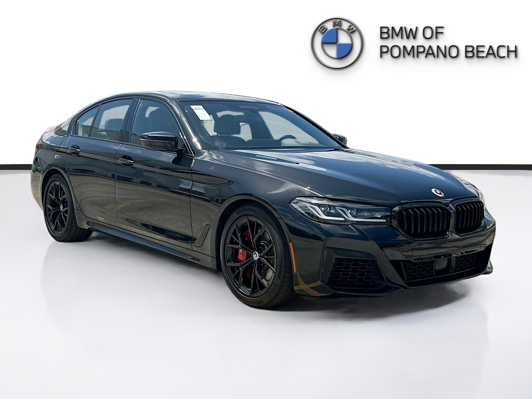 Used 2023 BMW M550i xDrive w/ Executive Package image 1