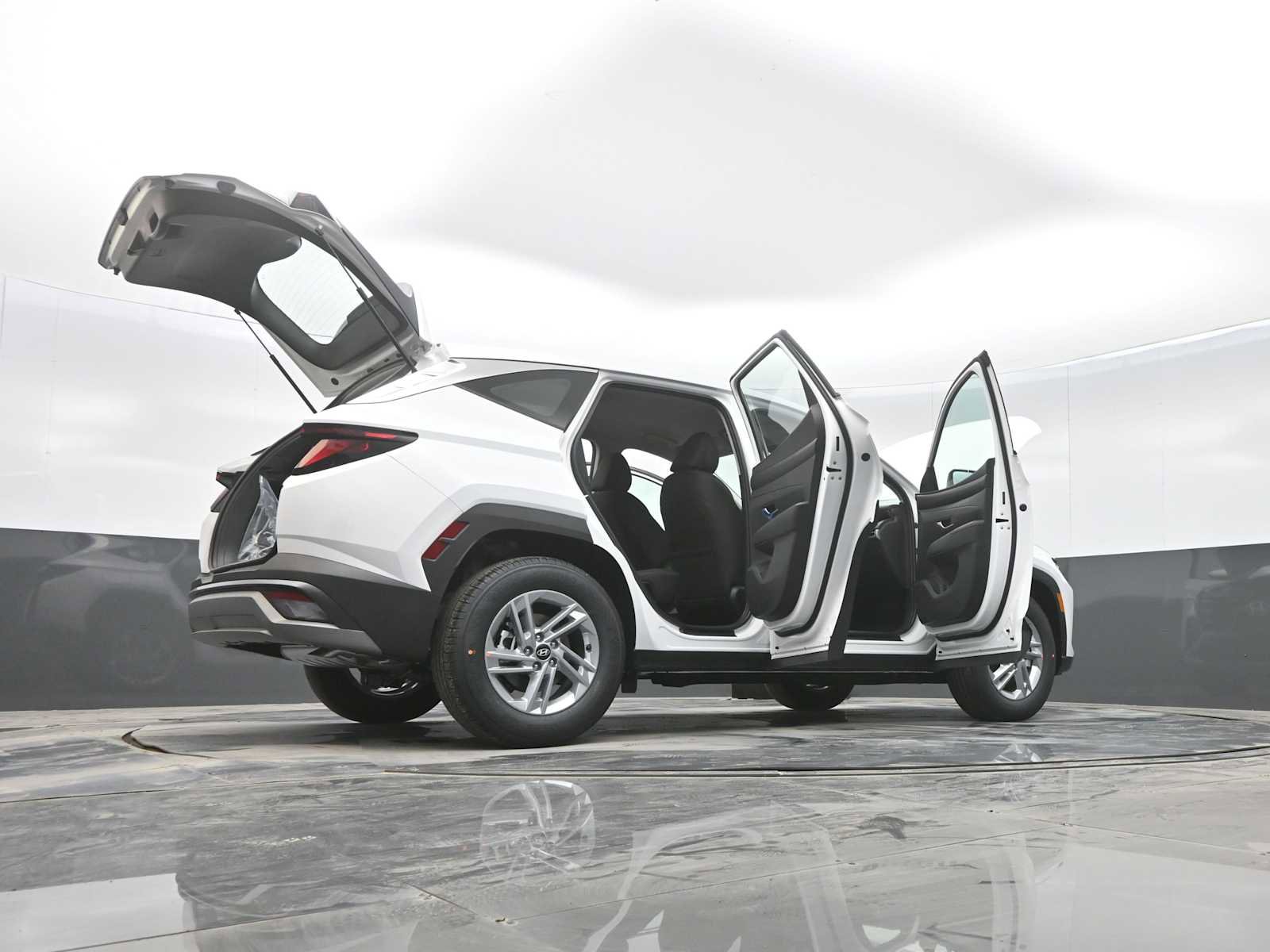 New 2026 Hyundai Tucson SE image 33