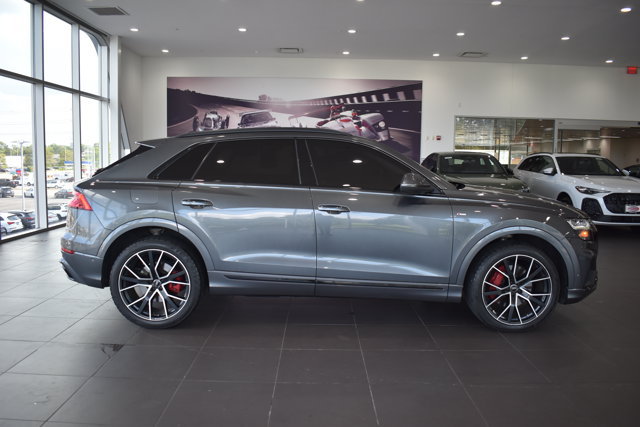 Used 2020 Audi Q8 Premium Plus w/ Premium Plus Package AWD/4WD image 8